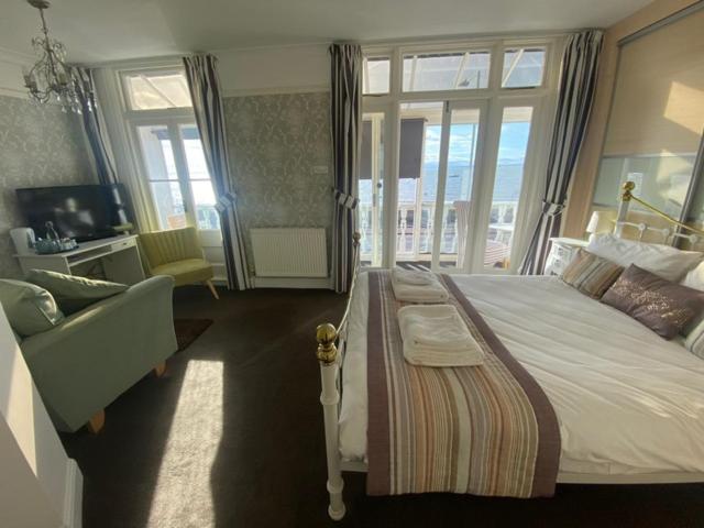 Bed & Breakfast Pebbles
