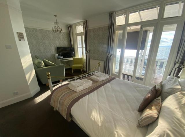 Bed & Breakfast Pebbles 4*